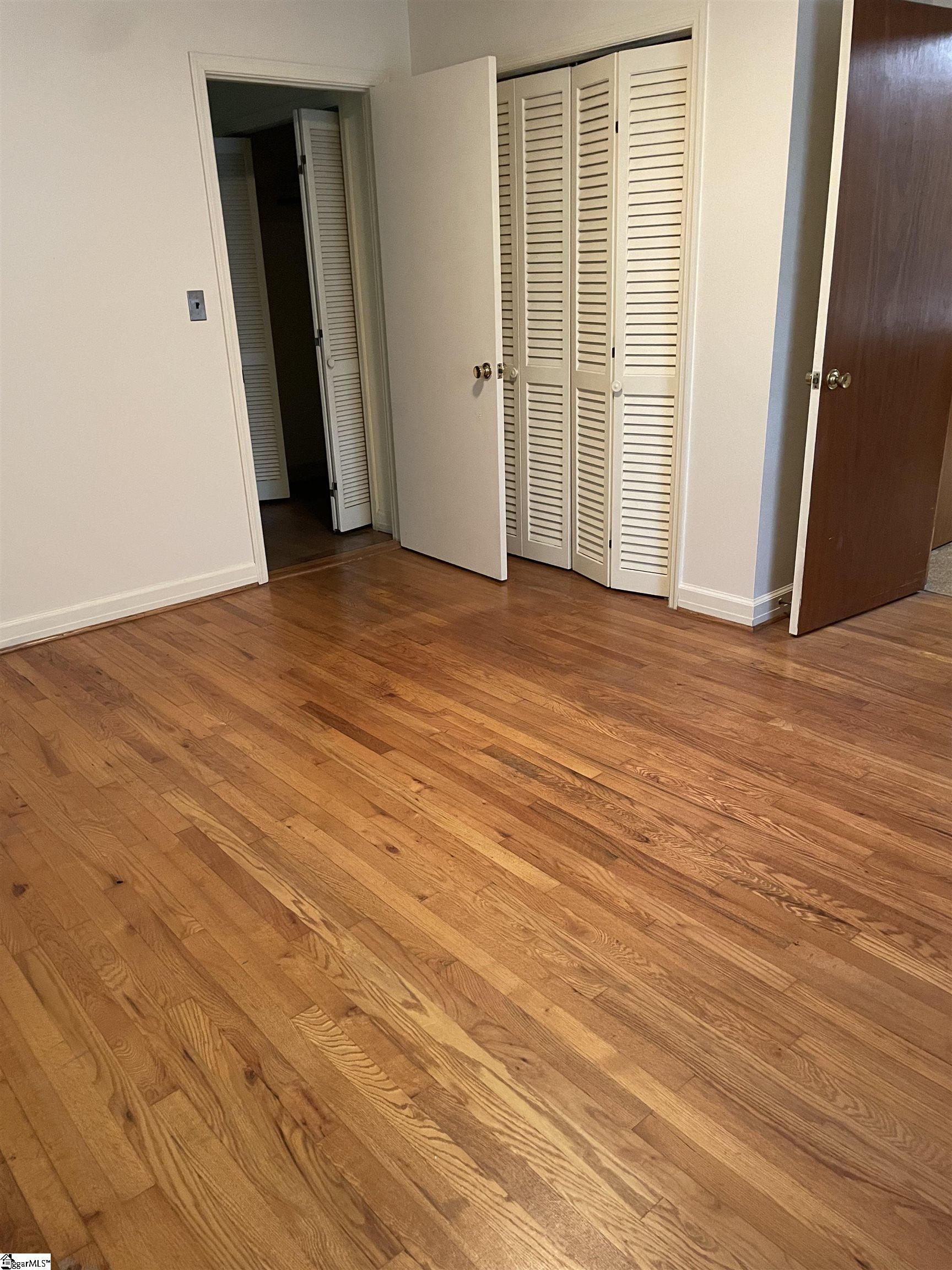 202 Grove Road Greenville, SC 29605 - Photo 14 of 21