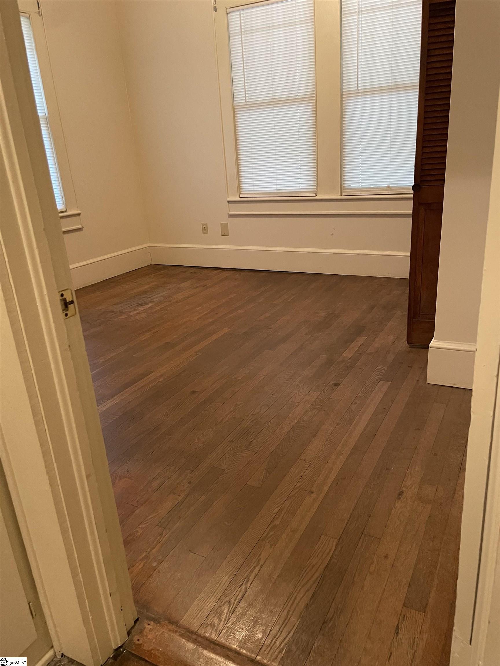 202 Grove Road Greenville, SC 29605 - Photo 6 of 21