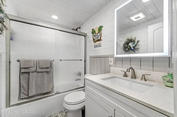 $3,600 | 199 Jimmy Buffett Mem Highway, Unit A105, Satellite Beach, FL 32937