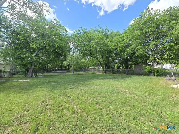$1,350 | 610 West Washington Avenue, Copperas Cove, TX 76522