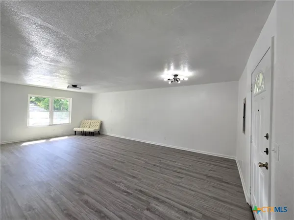 $1,350 | 610 West Washington Avenue, Copperas Cove, TX 76522