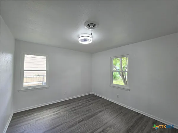 $1,350 | 610 West Washington Avenue, Copperas Cove, TX 76522