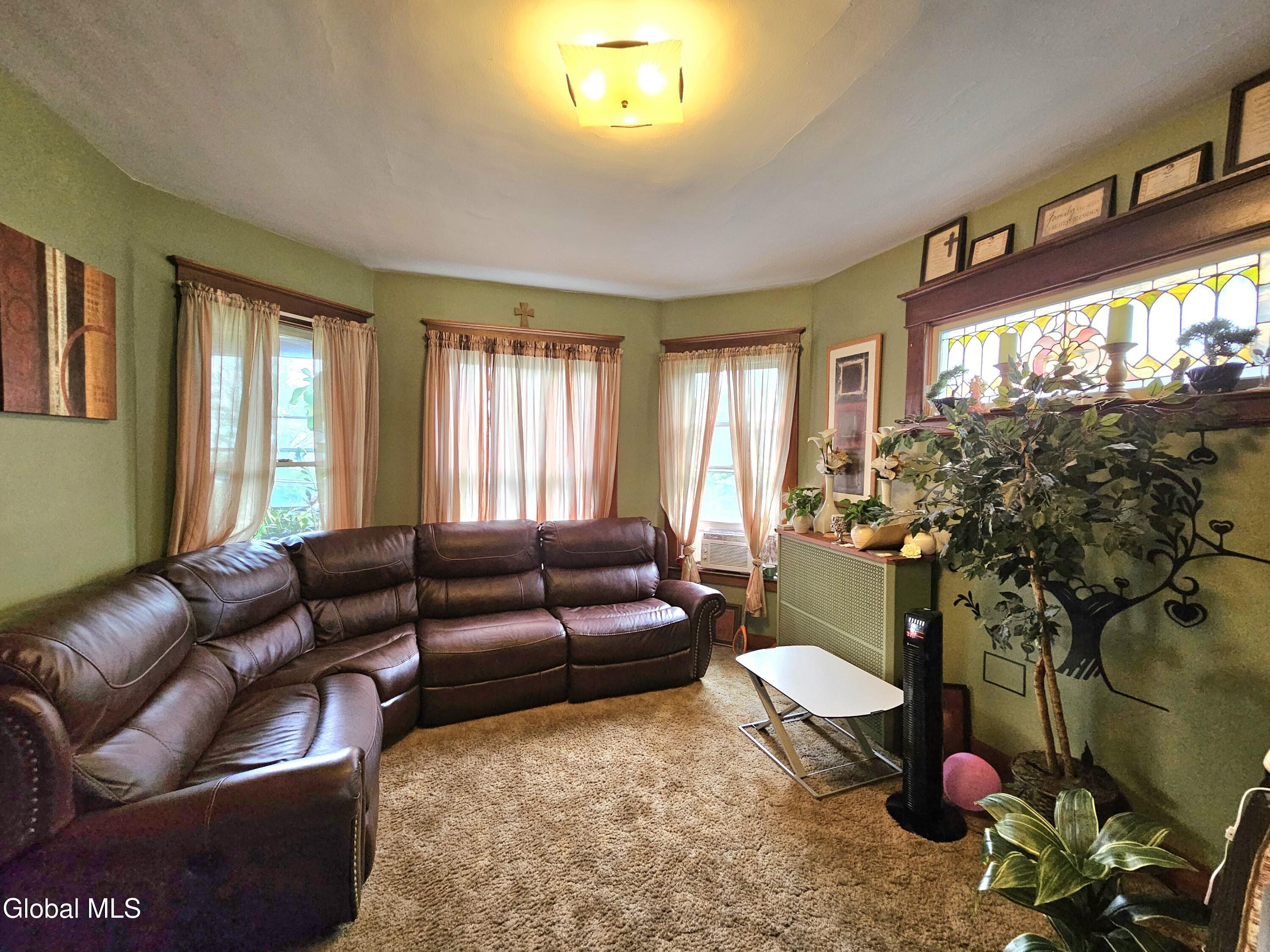 1701 Lenox Road Schenectady, NY 12308 - Photo 22 of 34 1000030116