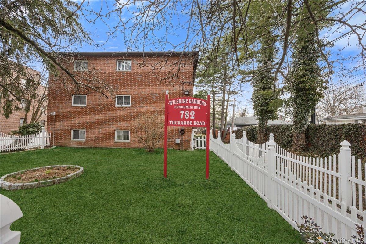 782 Tuckahoe Road, Unit 3C Yonkers, NY 10710 - Photo 1 of 19