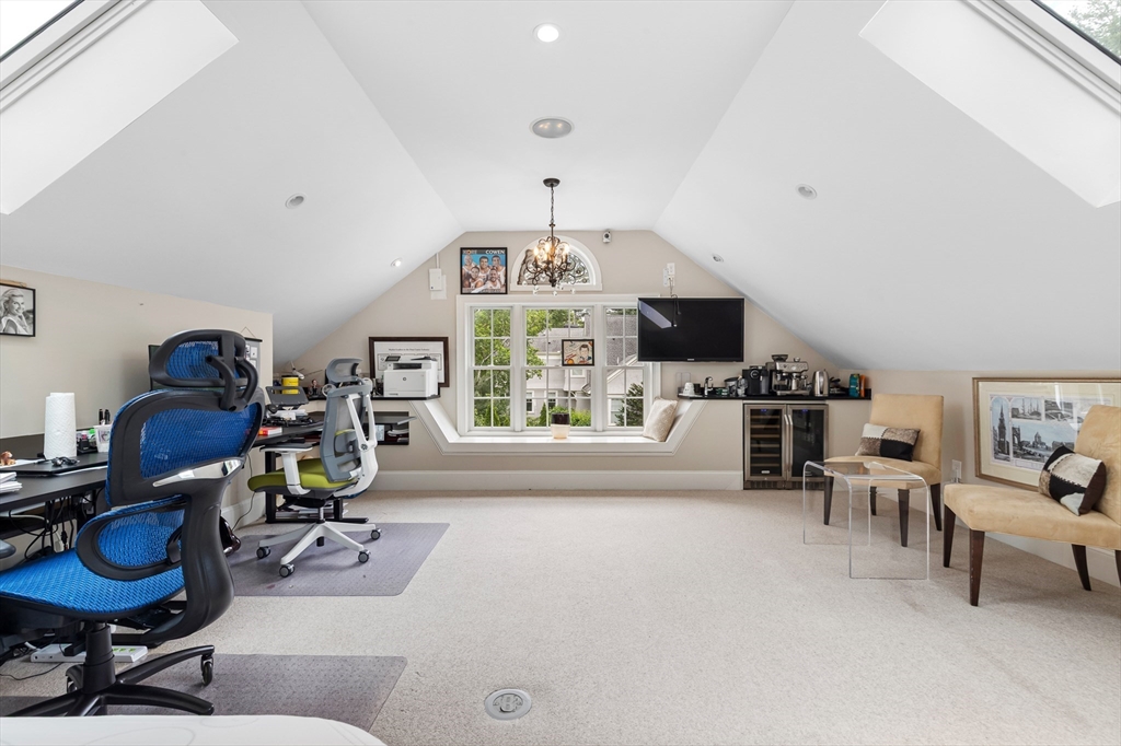 227 Rice Road Wayland, MA 01778 - Photo 18 of 42
