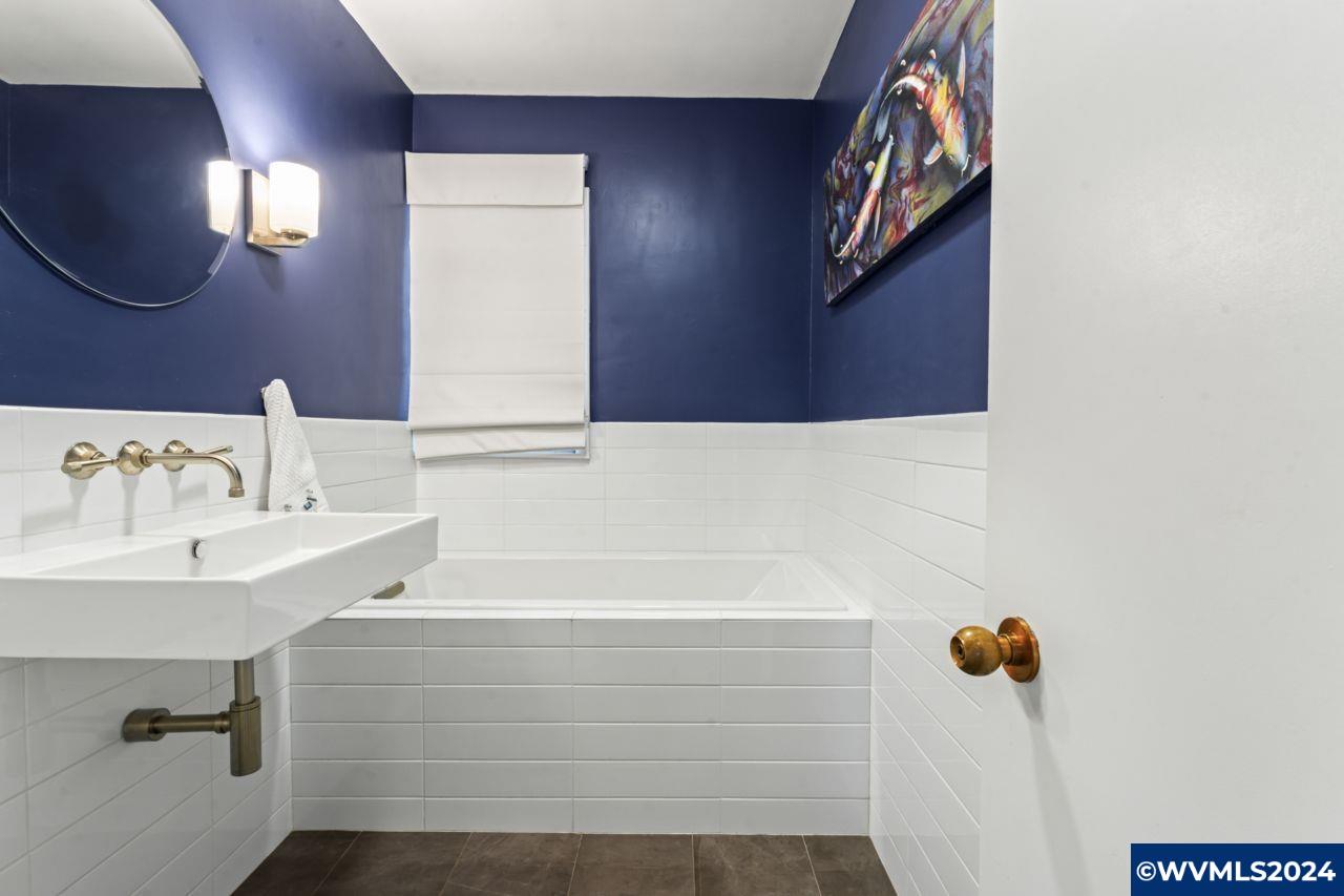 5800 Southwest West Hills Road Corvallis, OR 97333 - Photo 19 of 42 Gallery Image 19