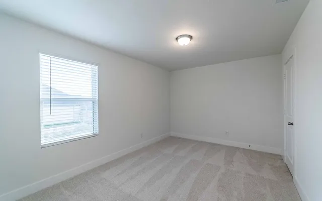 $436,108 | 104 Old Silver Drive, Jarrell, TX 76537