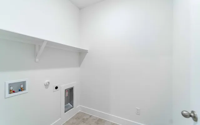 $436,108 | 104 Old Silver Drive, Jarrell, TX 76537