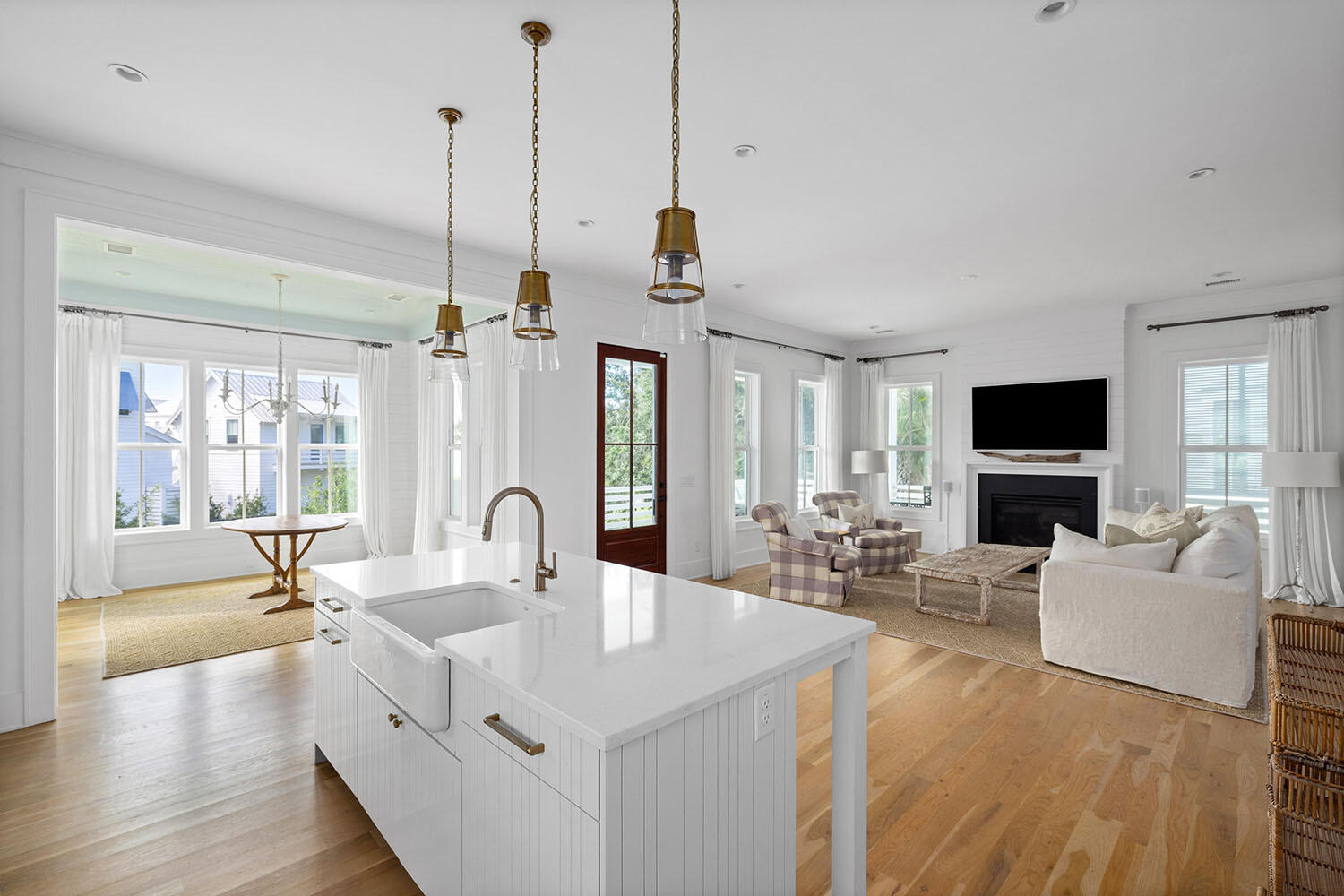 3329 Knot Alley Johns Island, SC 29455 - Photo 12 of 36 3329lightingmainroom