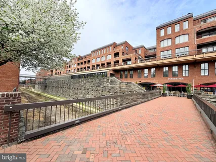 $3,000 | 1080 Wisconsin Avenue Northwest, Unit 2004, Washington, DC 20007