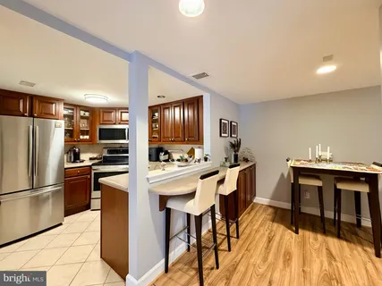 $3,000 | 1080 Wisconsin Avenue Northwest, Unit 2004, Washington, DC 20007