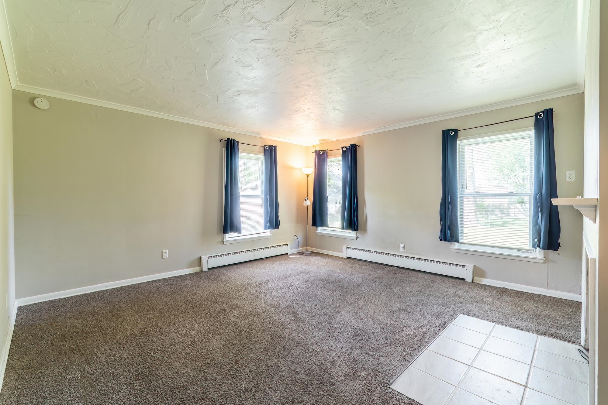 6708 South Calhoun Street Fort Wayne, IN 46807 - Photo 4 of 27