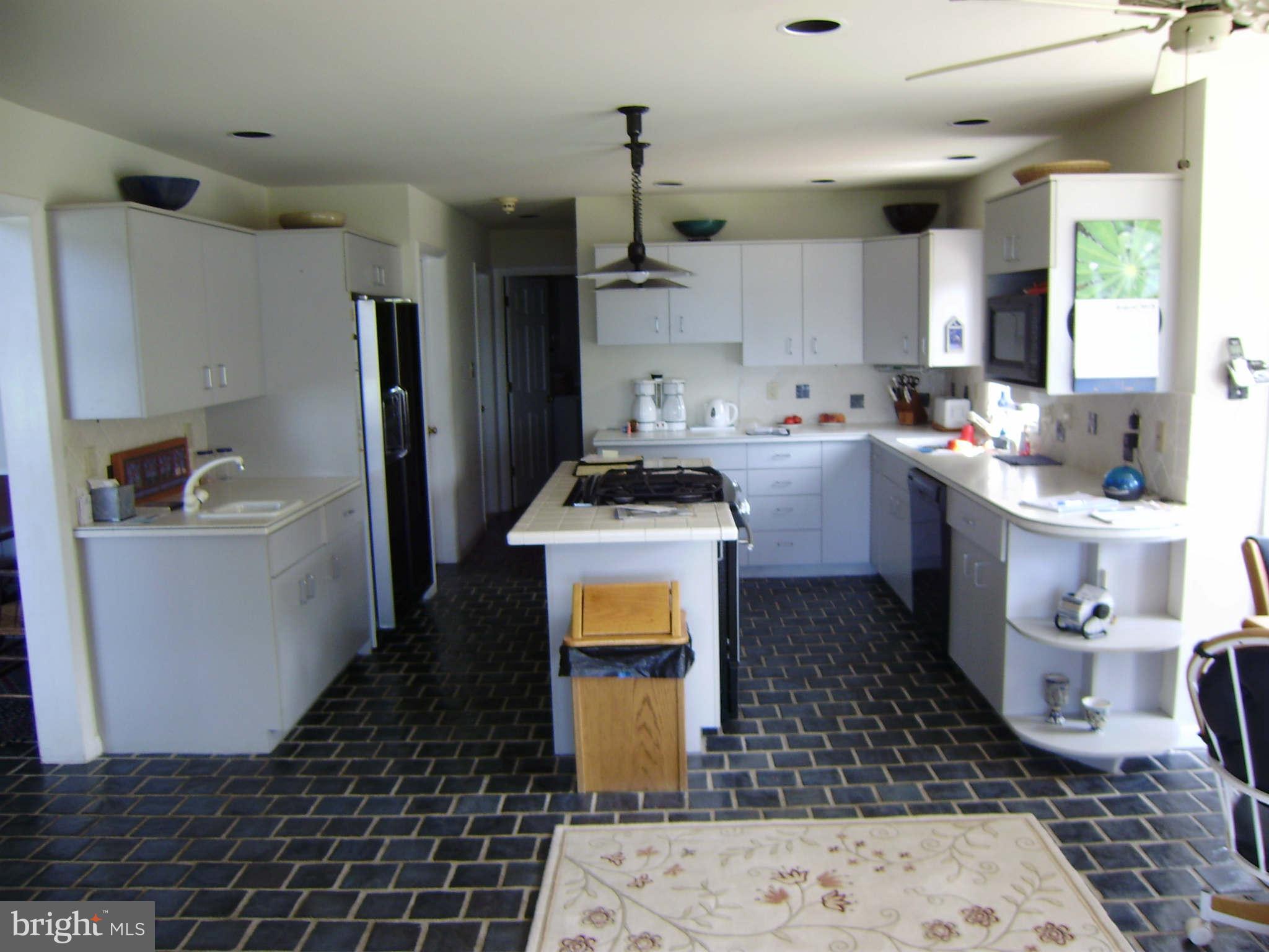 2858 Cox Neck Road Chester, MD 21619 - Photo 17 of 23 Kitchen