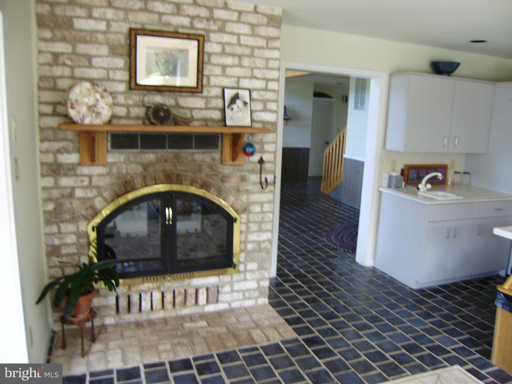 2858 Cox Neck Road Chester, MD 21619 - Photo 18 of 23 Kitchen