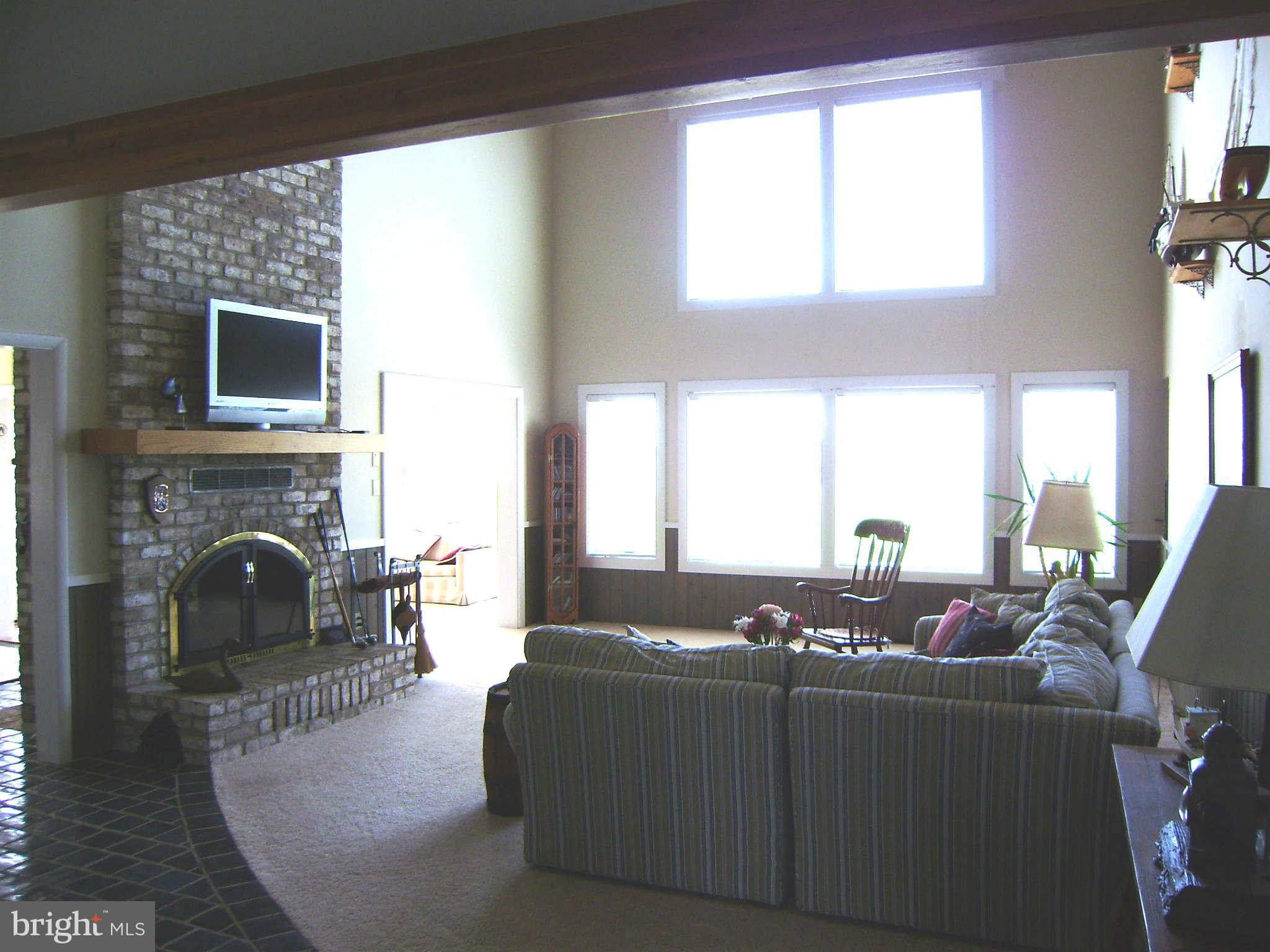 2858 Cox Neck Road Chester, MD 21619 - Photo 4 of 23 Family Room