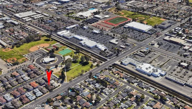 $2,900 | 16722 Goldenwest Street, Unit 2, Huntington Beach, CA 92647