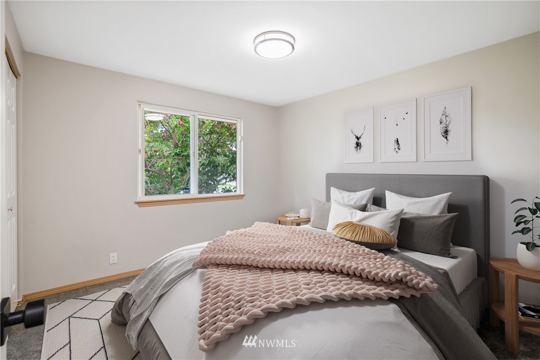 205 241st Street Southwest Bothell, WA 98021 - Photo 14 of 23