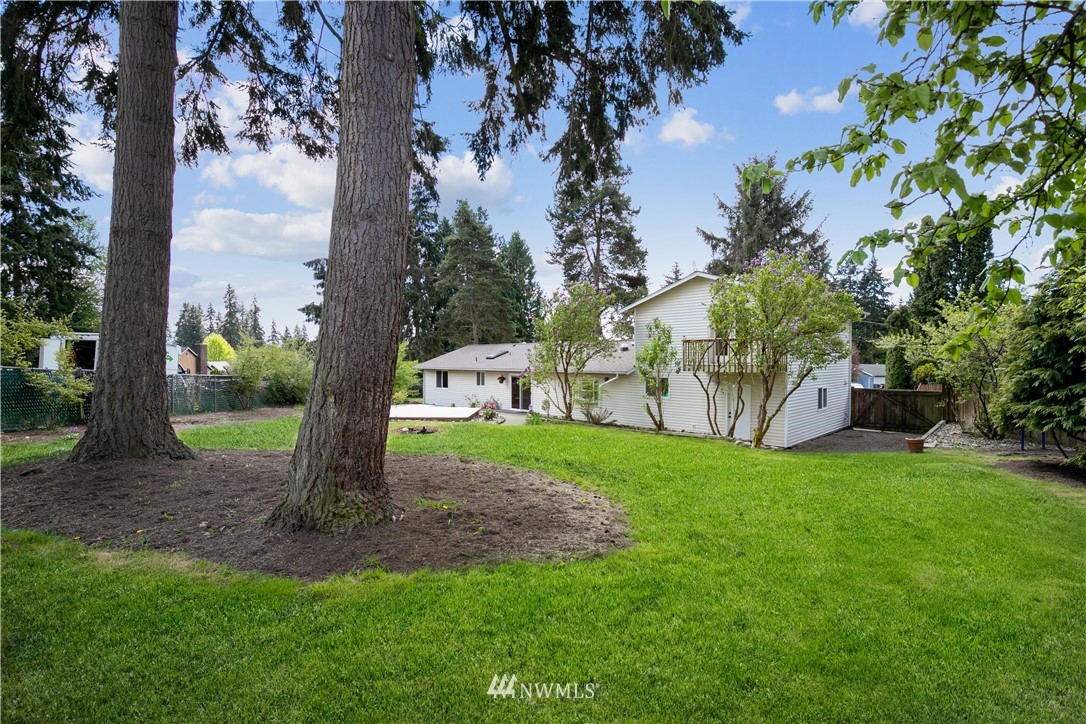 205 241st Street Southwest Bothell, WA 98021 - Photo 22 of 23