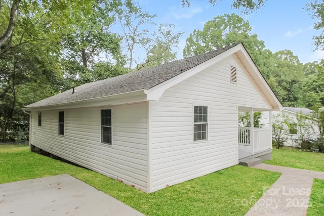 $1,460 | 931 South Church Street, Gastonia, NC 28054