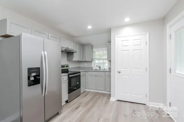 $1,460 | 931 South Church Street, Gastonia, NC 28054