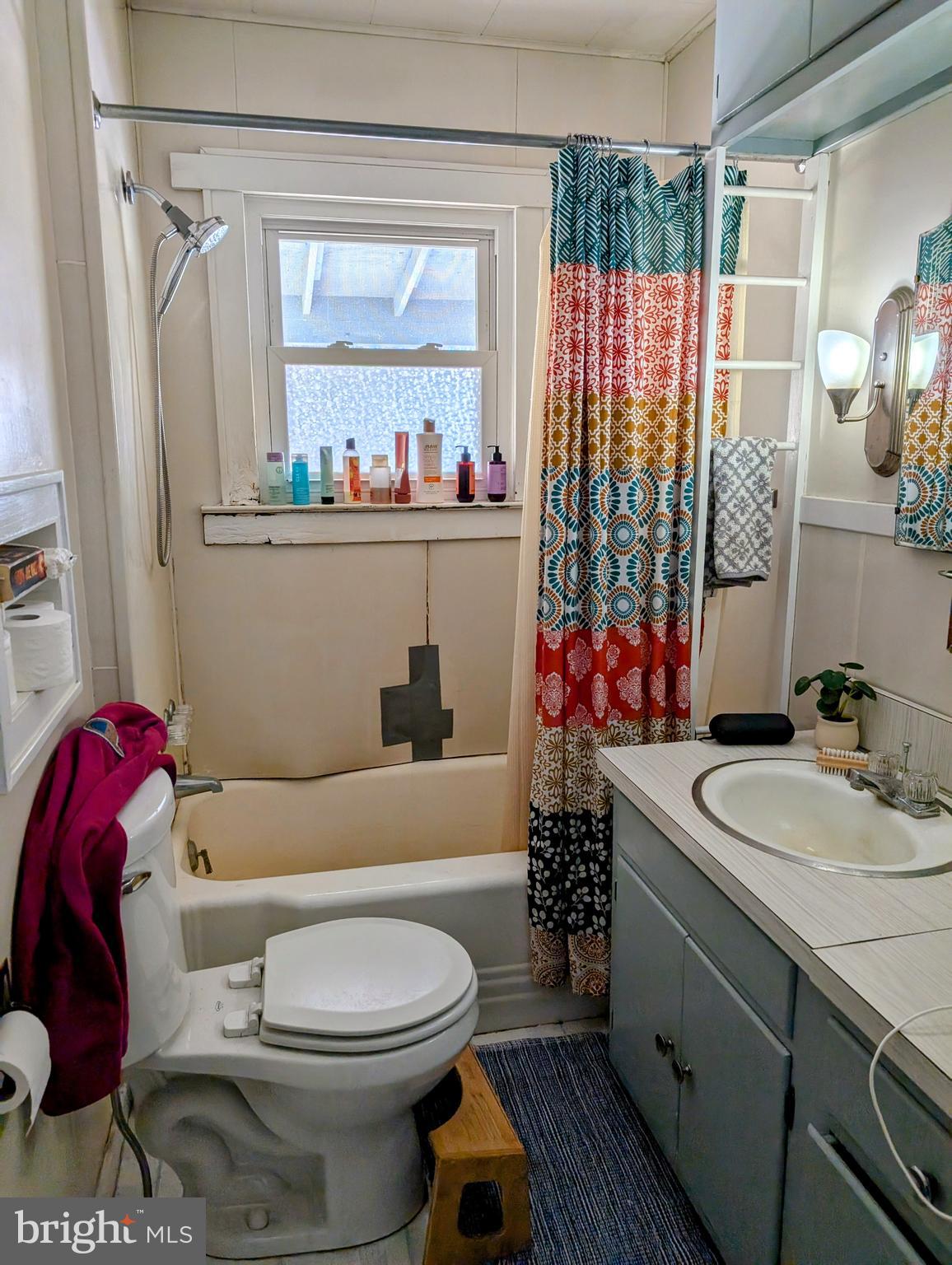 318 Chestnut Hill Road Palmyra, PA 17078 - Photo 17 of 25 Full Bath