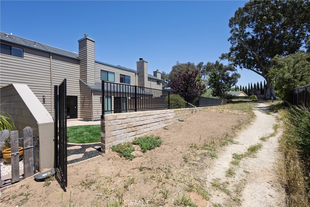 1504 Oakridge Park Road Santa Maria, CA 93455 - Photo 37 of 51