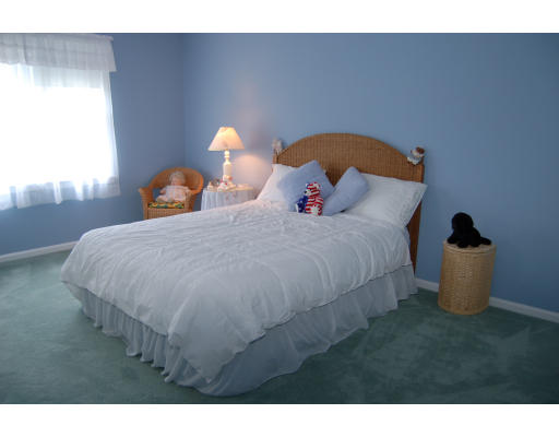 26 Spruce Pond Road, Unit 26 Franklin, MA 02038 - Photo 15 of 29 Gallery Image 15