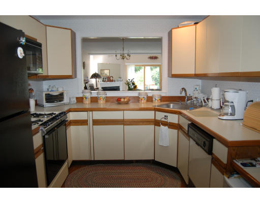 26 Spruce Pond Road, Unit 26 Franklin, MA 02038 - Photo 4 of 29 Gallery Image 4