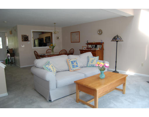 26 Spruce Pond Road, Unit 26 Franklin, MA 02038 - Photo 8 of 29 Gallery Image 8