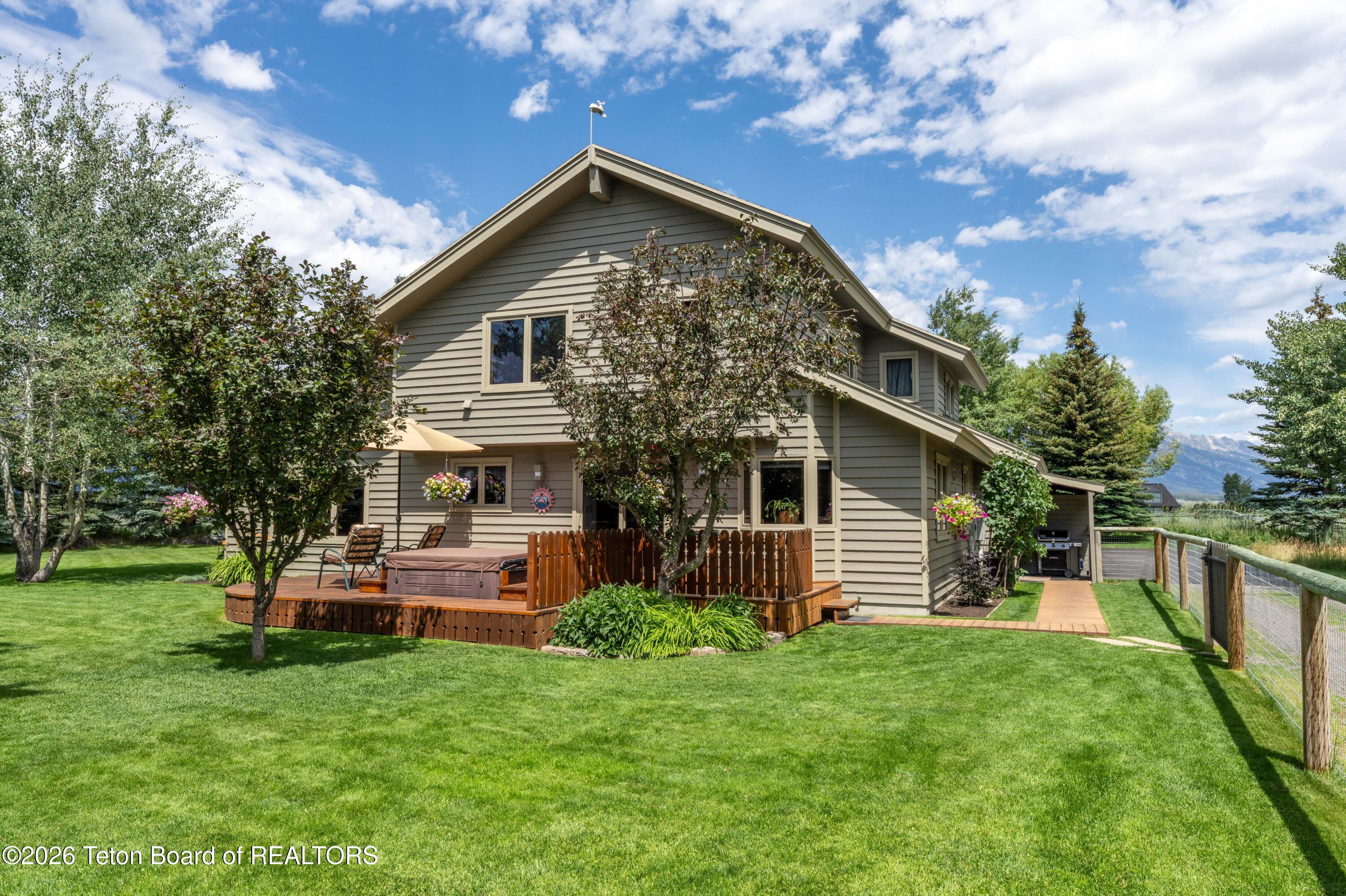 720 East Trap Club Road Jackson, WY 83001 - Photo 8 of 77 720TrapClub_JGPhoto-11