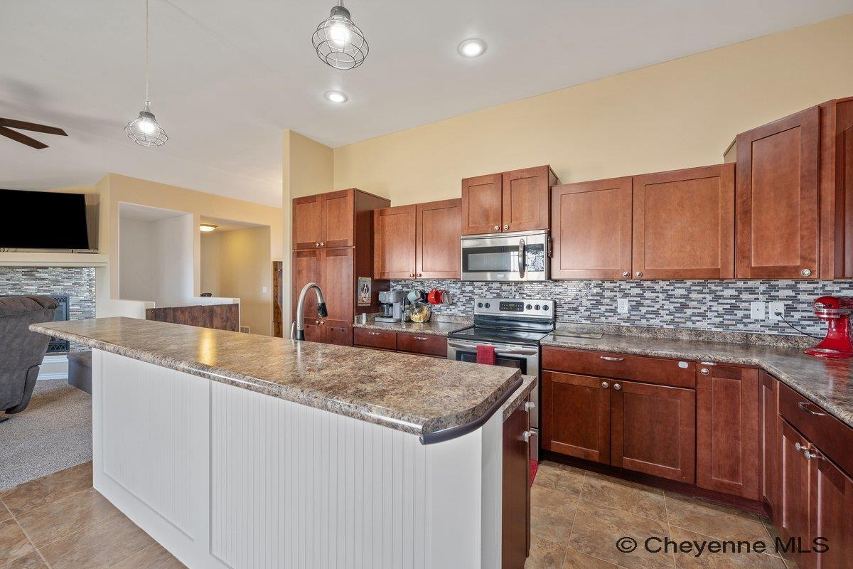 3758 Riata Loop Cheyenne, WY 82007 - Photo 10 of 26 Gallery Image 10