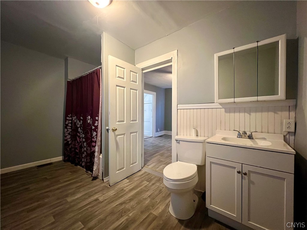 707 Spring Street Utica, NY 13502 - Photo 9 of 28