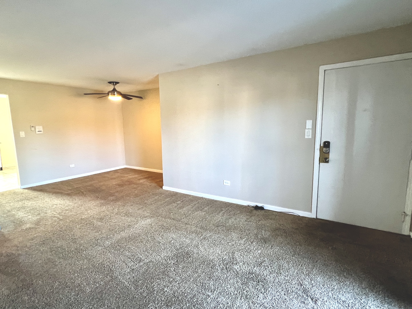 2225 West Nichols Road, Unit D Arlington Heights, IL 60004 - Photo 6 of 12 a view of empty room