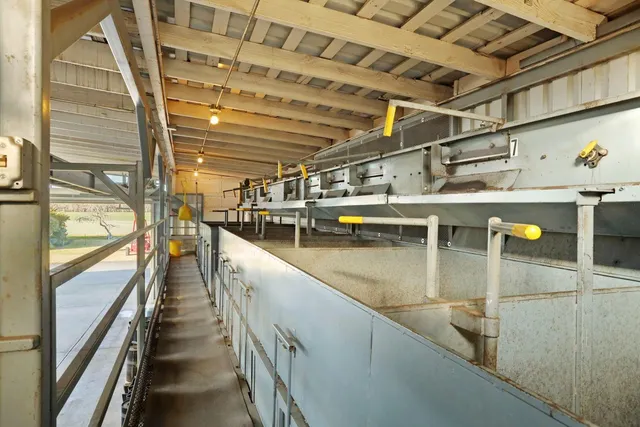 $3,950,000 | 5725 North Wall Road, Linden, CA 95236