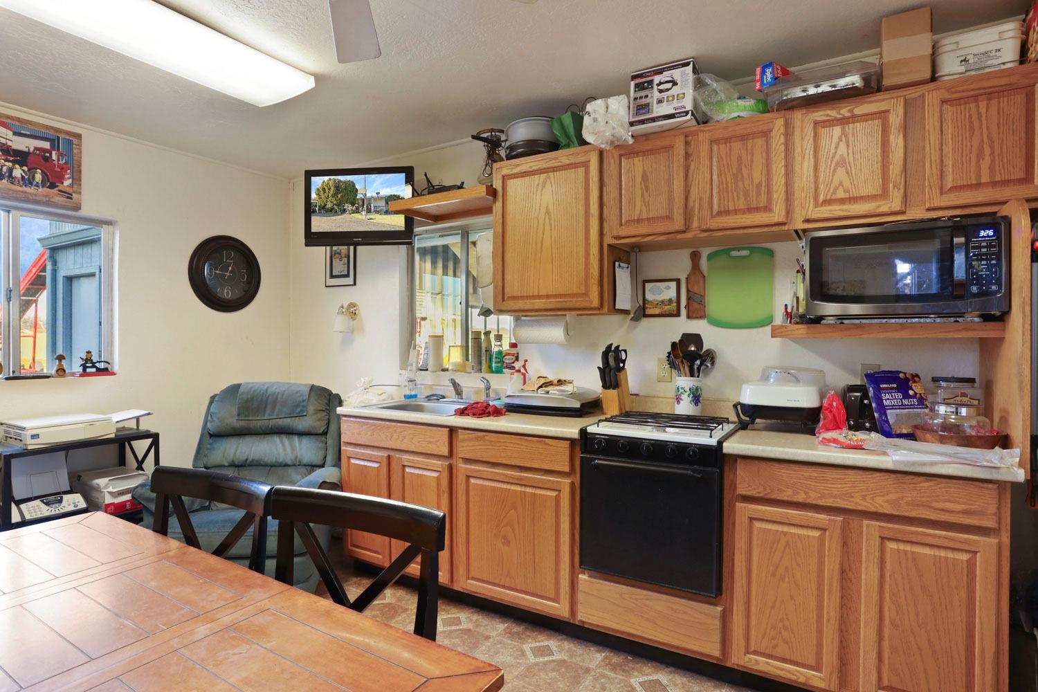 5725 North Wall Road Linden, CA 95236 - Photo 30 of 58