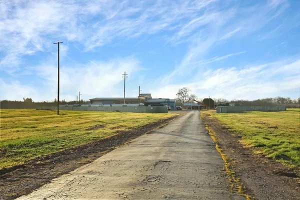 $3,950,000 | 5725 North Wall Road, Linden, CA 95236