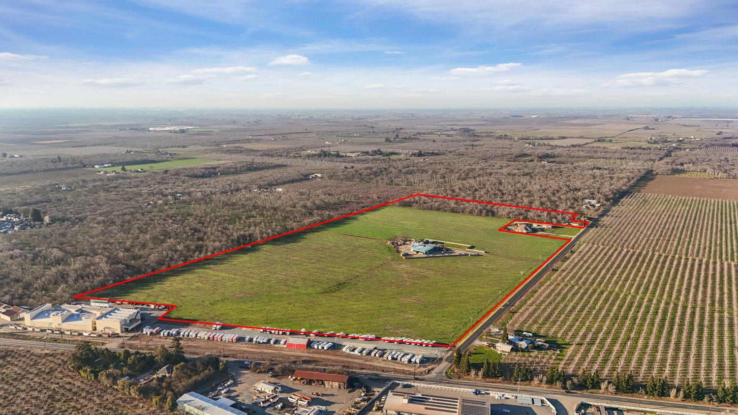 5725 North Wall Road Linden, CA 95236 - Photo 6 of 58