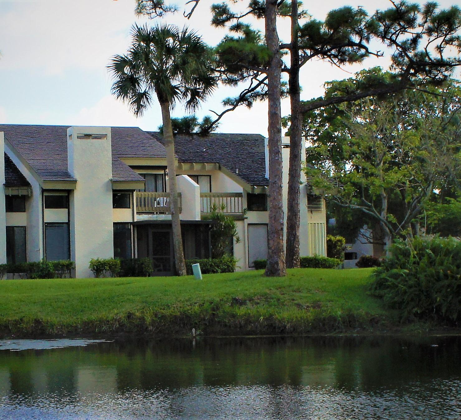 6023 Glendale Drive Boca Raton, FL 33433 - Photo 3 of 59 Townhome on The Lake