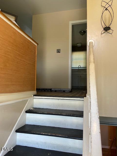 417 Dupree Street Durham, NC 27707 - Photo 5 of 26
