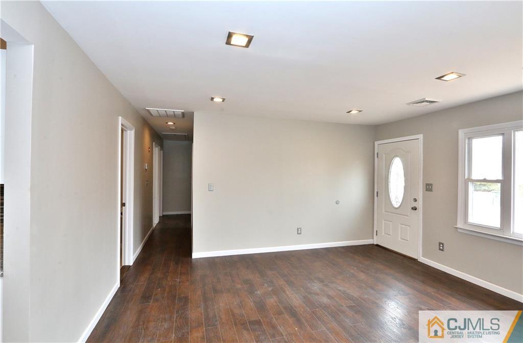 5 Altamont Road Edison, NJ 08817 - Photo 4 of 21 Gallery Image 4