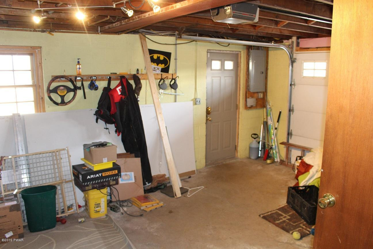 4547 Jubilee Road Moscow, PA 18444 - Photo 29 of 44 GARAGE