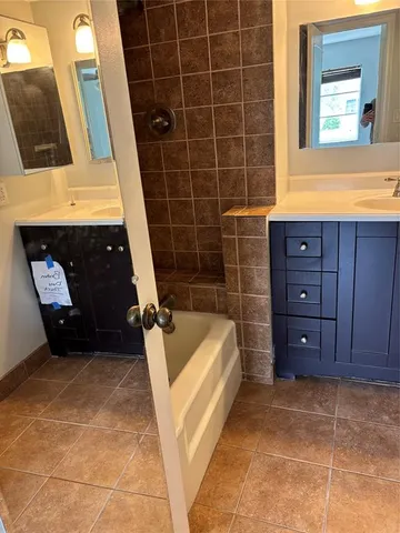 a bathroom with a tub