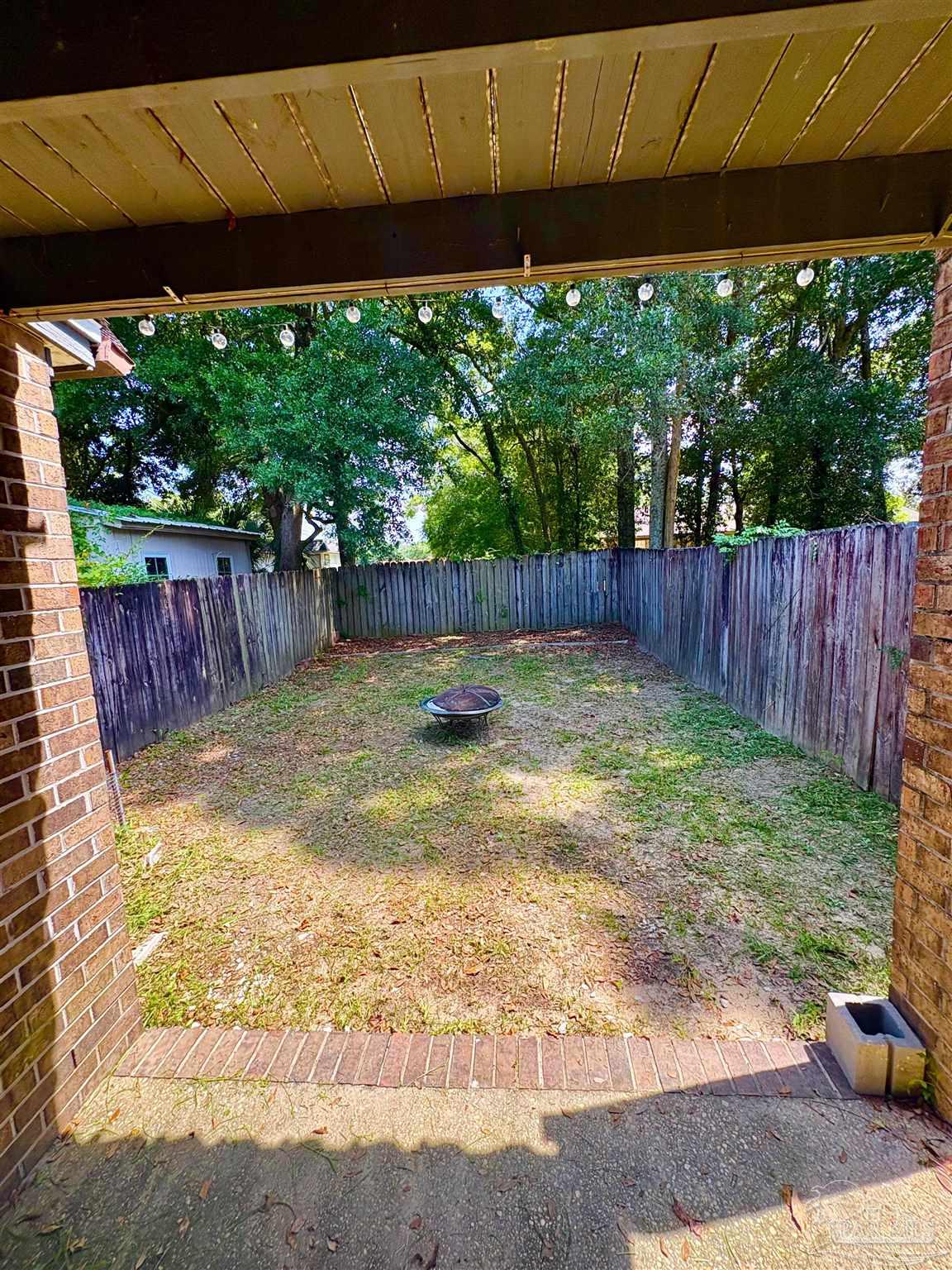 193 West Burgess Road Pensacola, FL 32503 - Photo 11 of 12