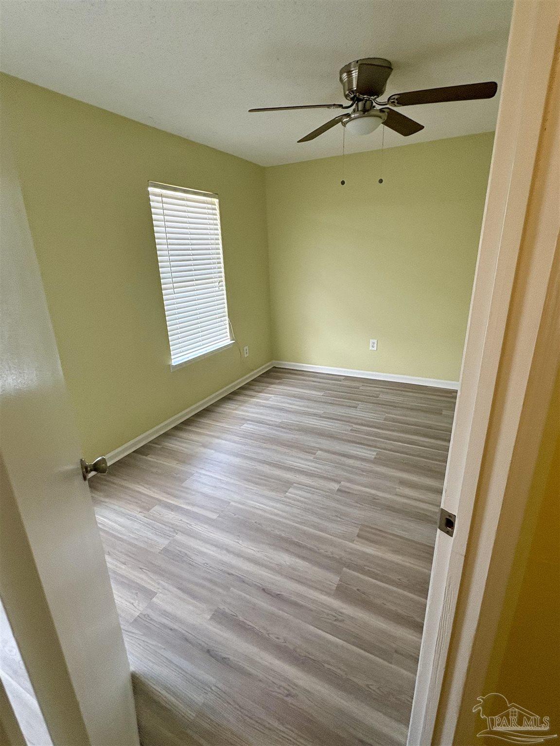 193 West Burgess Road Pensacola, FL 32503 - Photo 7 of 12