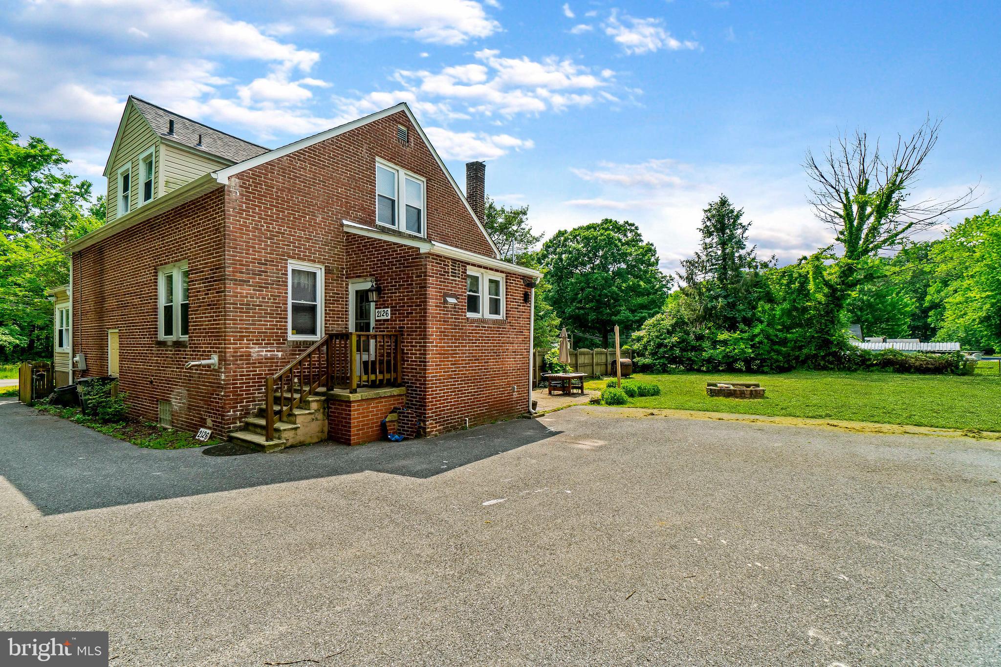 2126 Turkey Point Road Baltimore, MD 21221 - Photo 4 of 40 Plenty of Parking for Guests!