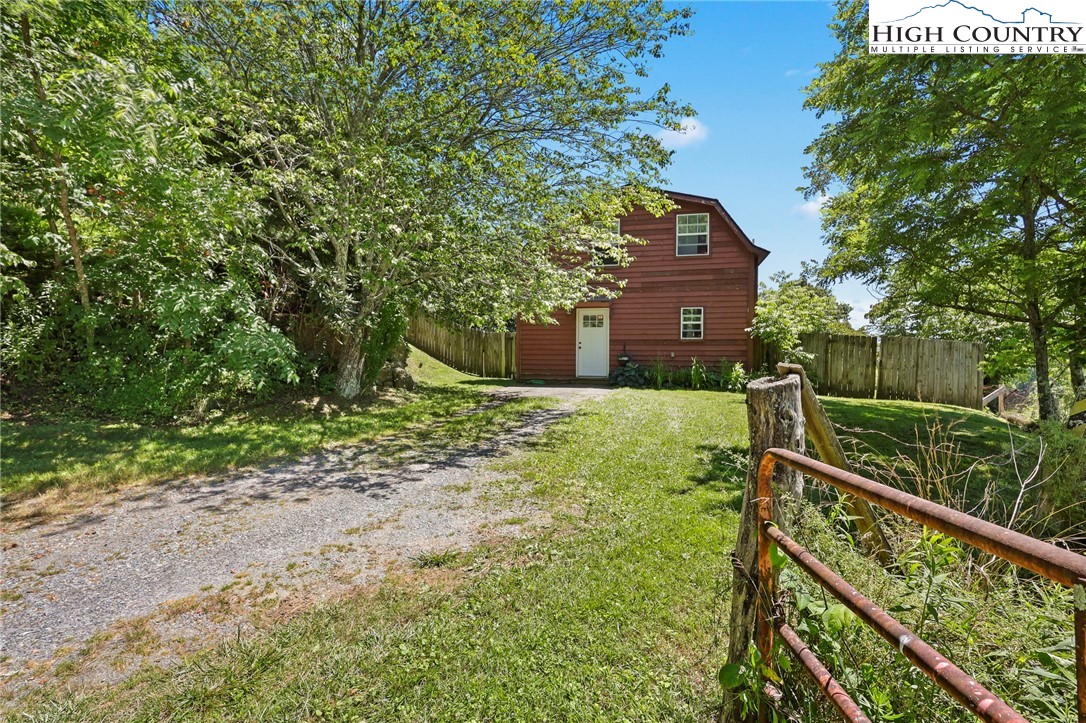 246 Church Ridge Vilas, NC 28692 - Photo 3 of 38 Gallery Image 3