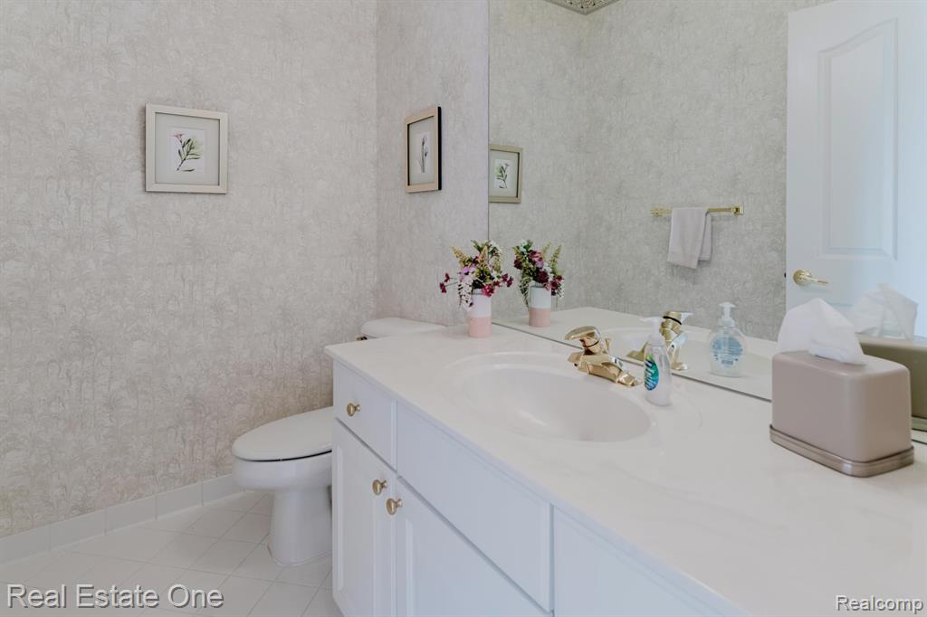1602 Boulder Court Rochester, MI 48306 - Photo 10 of 46