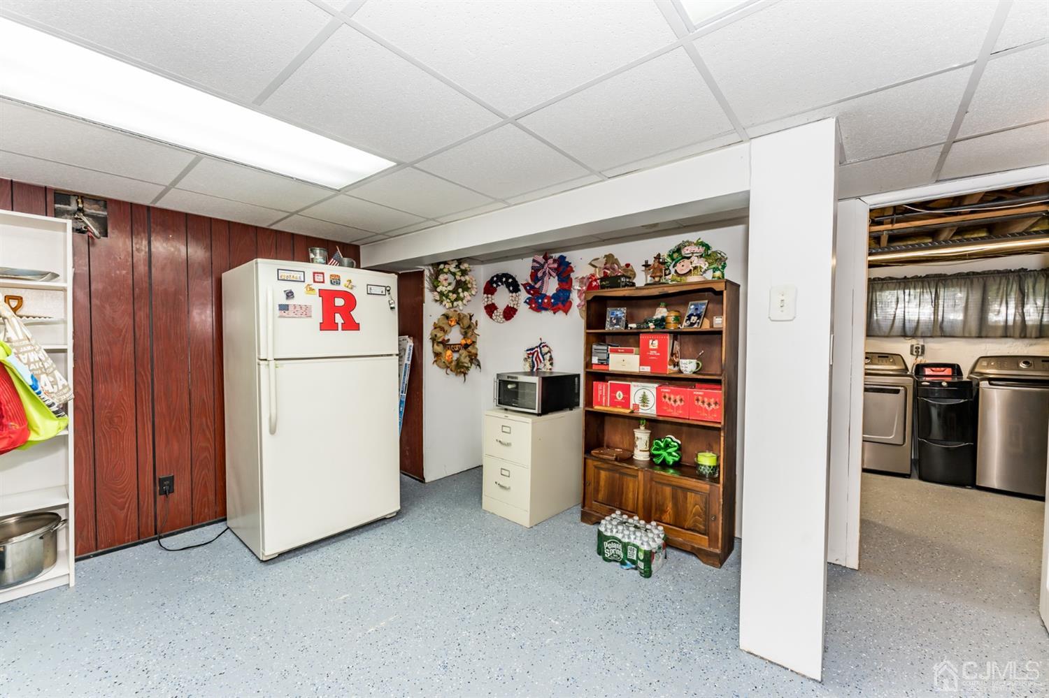 41 Trafalgar Drive Colonia, NJ 07067 - Photo 31 of 40 a view of storage in a room