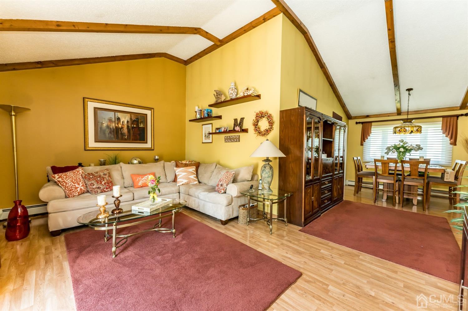 41 Trafalgar Drive Colonia, NJ 07067 - Photo 5 of 40 a living room with furniture