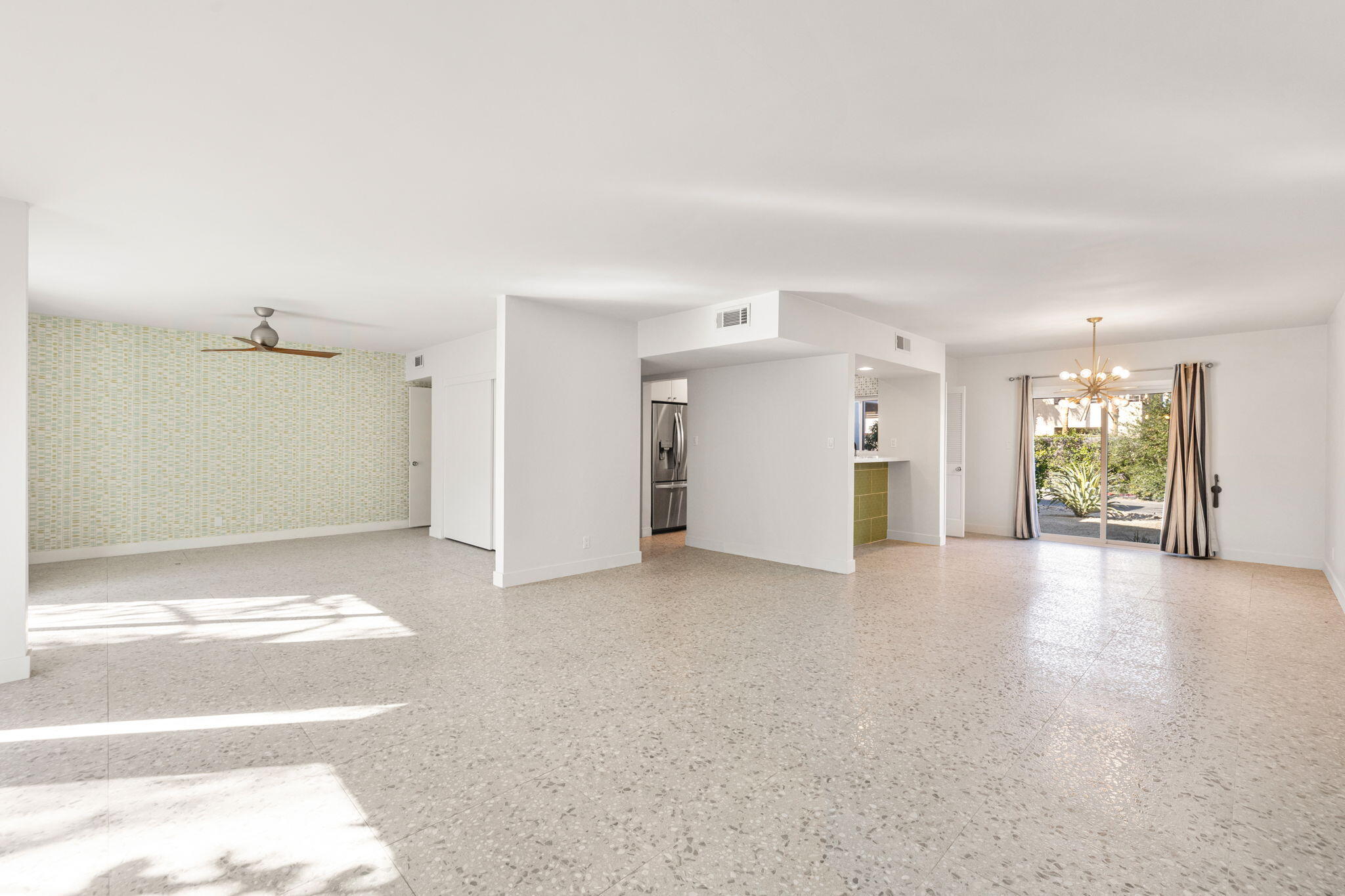 1810 Sandcliff Road Palm Springs, CA 92264 - Photo 16 of 55 39-web-or-mls-8M4A9026